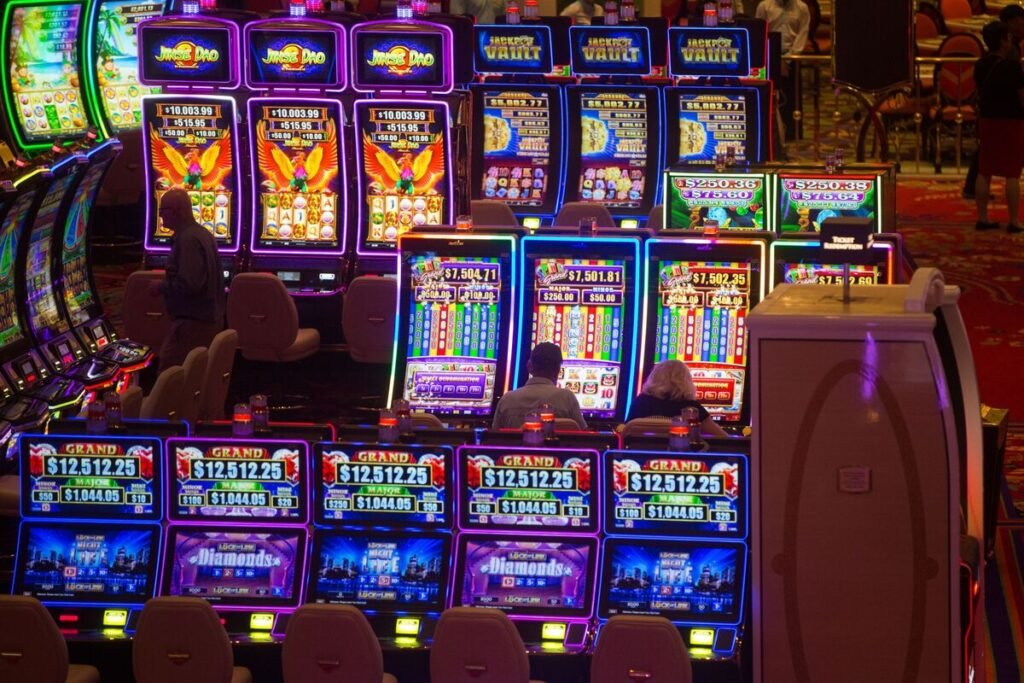 Main Toge Modal Kecil? APEXTOTO Tawarkan Bet 100 dan Toto 4D dengan Hadiah Fantastis